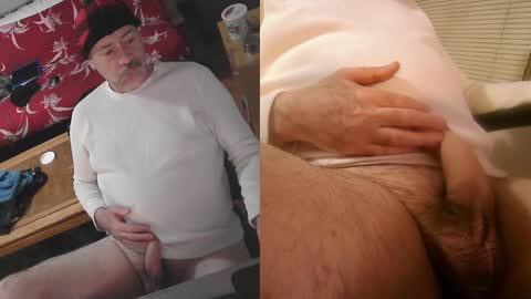 Snapshot of portlandjacob chatting on January 26, 2025, 10:55 am portlandjacob online show from January 26, 2025, 10:55 am