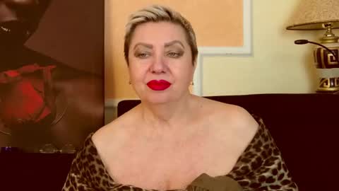 LADY POSH online show from June 11, 2026, 12:32 am