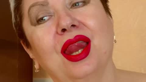 LADY POSH online show from July 2, 2026, 4:29 am