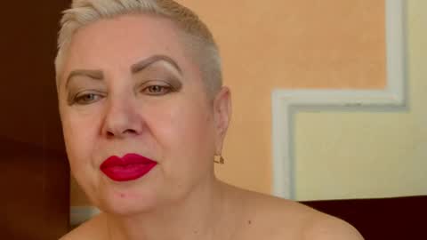 LADY POSH online show from July 10, 2026, 9:39 pm