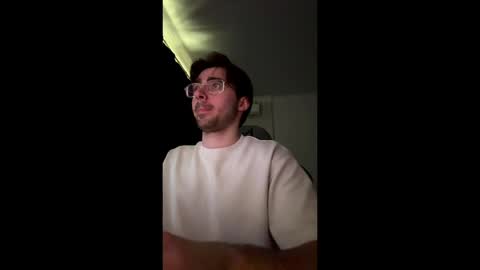 poulze online show from April 7, 2026, 10:59 am