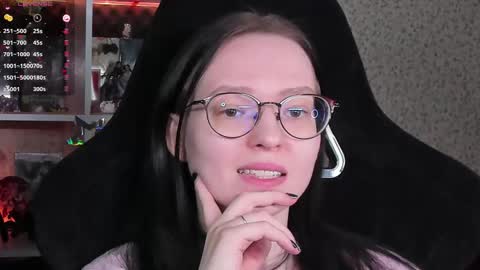 Robyn online show from April 17, 2026, 3:15 pm