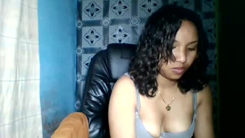 LARISSAH online show from July 27, 2026, 3:13 am
