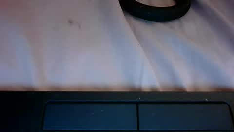 powthunder85 online show from April 1, 2026, 1:39 am