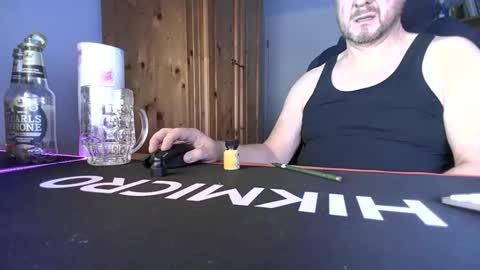 Tom PP online show from November 23, 2025, 2:44 am