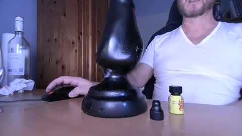 Tom PP online show from January 11, 2026, 1:54 am