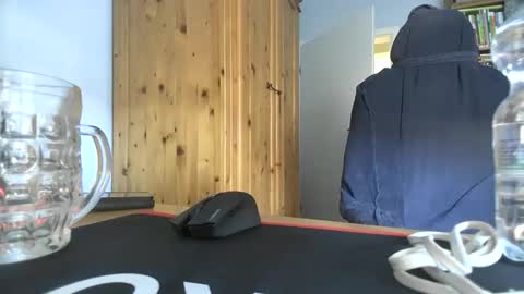 Tom PP online show from April 29, 2026, 11:36 am