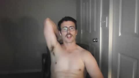 Snapshot of pphoto_95 chatting on October 28, 2025, 8:29 am Redd online show from October 28, 2025, 8:29 am