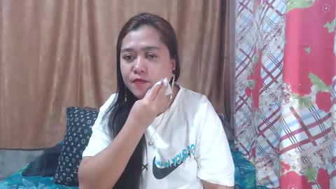 precious0088 online show from April 8, 2026, 6:13 am