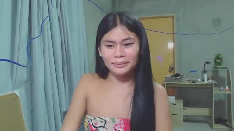 Snapshot of precious_athena chatting on February 17, 2025, 10:29 am precious_athena online show from February 17, 2025, 10:29 am