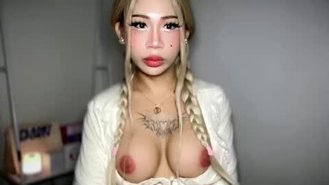 GODDESS PRECIOUS online show from April 13, 2026, 8:14 pm