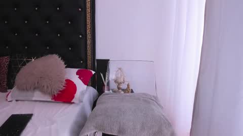 Ailyn online show from February 27, 2025, 8:39 am