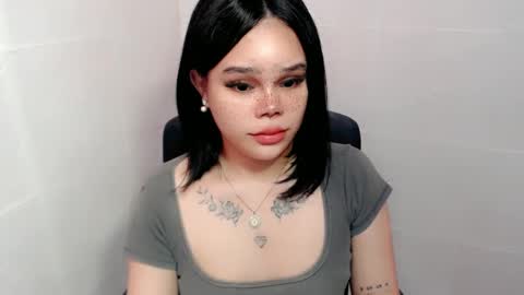 MAXXINE online show from December 7, 2024, 12:35 pm