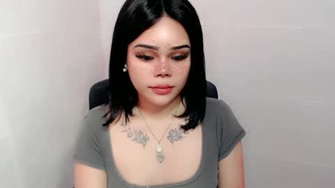 MAXXINE online show from December 9, 2024, 8:44 pm