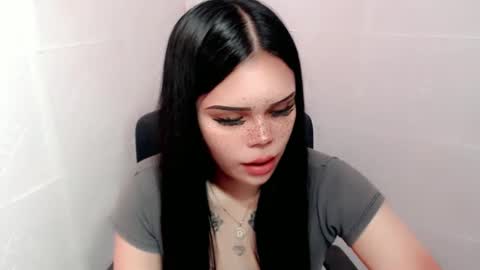 MAXXINE online show from December 15, 2024, 2:52 am