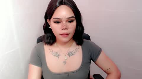 MAXXINE online show from January 28, 2025, 7:32 pm