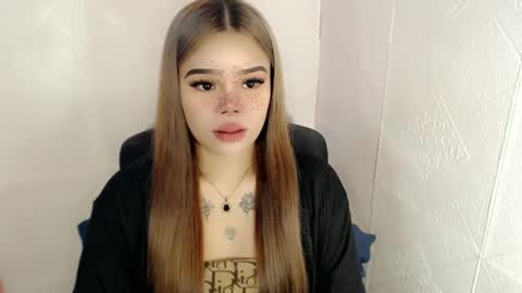 MAXXINE online show from February 25, 2025, 5:30 am