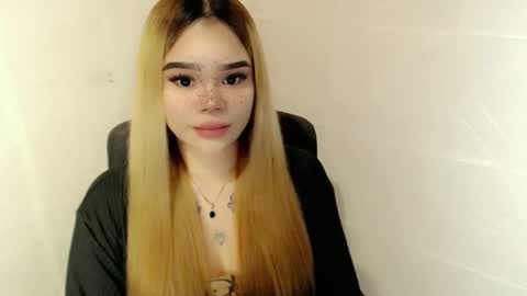 MAXXINE online show from February 6, 2026, 6:18 am