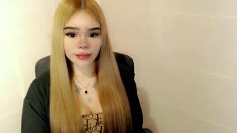 Snapshot of preciousangel69xxx chatting on May 26, 2026, 5:14 am MAXXINE online show from May 26, 2026, 5:14 am