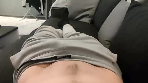 precummilker online show from November 18, 2025, 7:18 pm