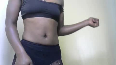 preetyme700 online show from May 19, 2026, 5:58 am