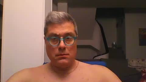 prendimisubito online show from January 9, 2026, 2:14 am