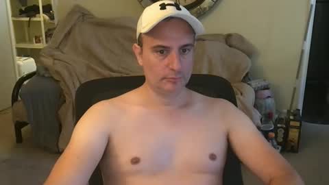 preppyguyintokink1 online show from November 4, 2025, 5:45 pm