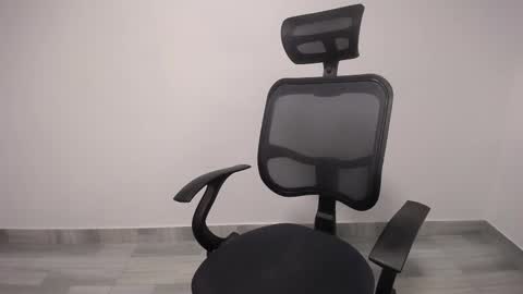 Plux online show from February 23, 2025, 5:34 am