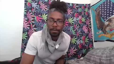 Libra Lamont online show from October 29, 2025, 5:04 pm