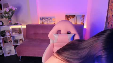 Camila  online show from April 17, 2026, 12:19 pm