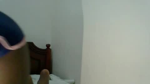 prettie_petitee online show from March 28, 2026, 3:55 pm