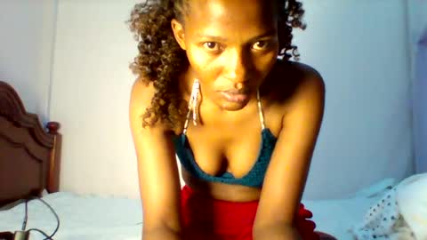 Snapshot of prettie_petitee chatting on July 26, 2026, 6:37 pm prettie_petitee online show from July 26, 2026, 6:37 pm
