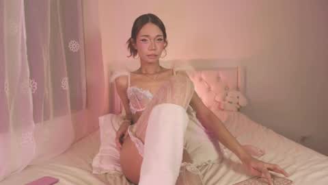 Snapshot of pretty_aerii chatting on May 25, 2026, 5:57 am sarah online show from May 25, 2026, 5:57 am