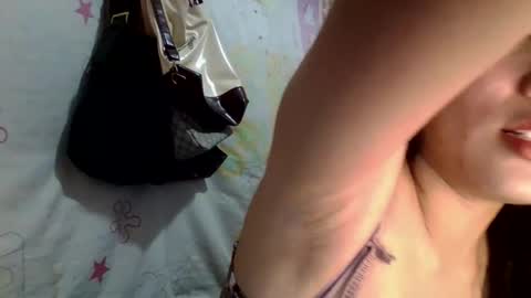 Snapshot of pretty_am chatting on September 19, 2025, 12:17 pm pretty_am online show from September 19, 2025, 12:17 pm