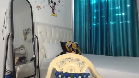 Snapshot of pretty_annah chatting on January 31, 2025, 2:39 pm Annah online show from January 31, 2025, 2:39 pm