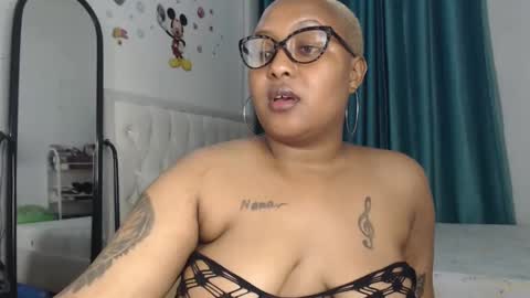 Snapshot of pretty_annah chatting on February 27, 2025, 12:32 am Annah online show from February 27, 2025, 12:32 am