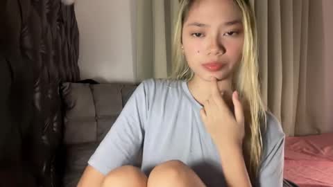 Snapshot of pretty_chikana chatting on March 13, 2026, 1:34 am Chikana online show from March 13, 2026, 1:34 am