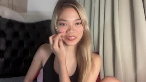 Snapshot of pretty_chikana chatting on April 10, 2026, 1:00 am Chikana online show from April 10, 2026, 1:00 am