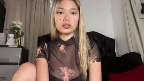 Snapshot of pretty_chikana chatting on April 30, 2026, 12:39 am Chikana online show from April 30, 2026, 12:39 am
