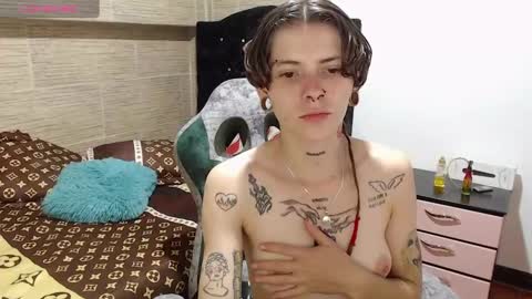 pretty_cristal22 online show from December 10, 2024, 11:40 pm