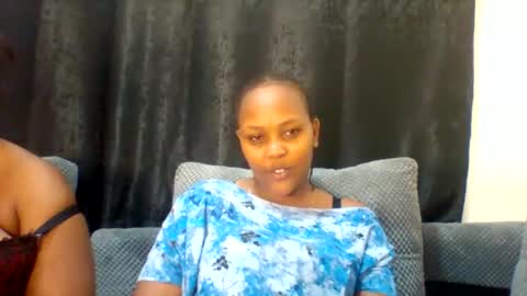 pretty_dee1 online show from May 7, 2026, 3:01 am