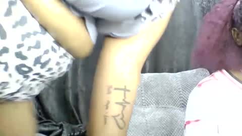 pretty_dee1 online show from May 29, 2026, 9:40 am