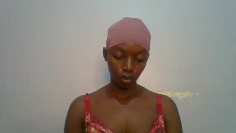 Snapshot of pretty_hearts chatting on March 3, 2026, 1:23 am Shillah online show from March 3, 2026, 1:23 am