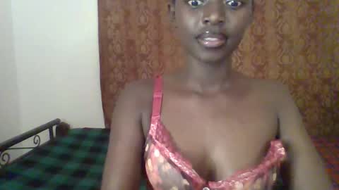 Snapshot of pretty_hearts chatting on March 5, 2026, 4:58 pm Shillah online show from March 5, 2026, 4:58 pm