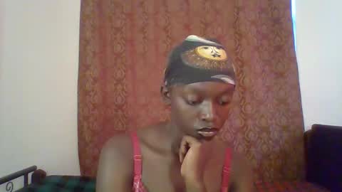 Snapshot of pretty_hearts chatting on March 6, 2026, 5:04 am Shillah online show from March 6, 2026, 5:04 am