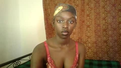 Snapshot of pretty_hearts chatting on March 16, 2026, 4:07 am Shillah online show from March 16, 2026, 4:07 am