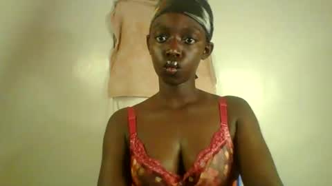 Snapshot of pretty_hearts chatting on March 19, 2026, 4:33 pm Shillah online show from March 19, 2026, 4:33 pm