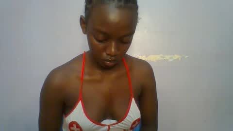 Snapshot of pretty_hearts chatting on April 4, 2026, 4:55 am Shillah online show from April 4, 2026, 4:55 am