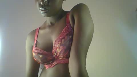 Snapshot of pretty_hearts chatting on April 13, 2026, 12:10 pm Shillah online show from April 13, 2026, 12:10 pm