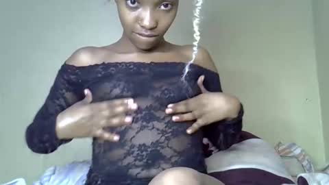 Jaz online show from November 5, 2025, 1:33 pm